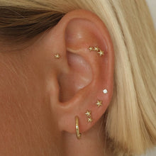 Load image into Gallery viewer, Jaylin Star piercing 6.5mm Yellow Gold