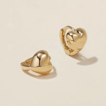 Load image into Gallery viewer, Boo heart mini huggie earrings