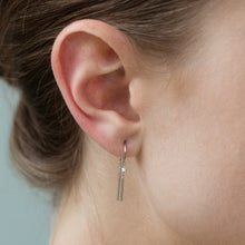 Load image into Gallery viewer, Diamond Chime Earring