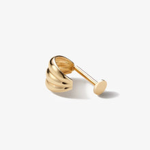 Load image into Gallery viewer, Sphen Fan Piercing Earring