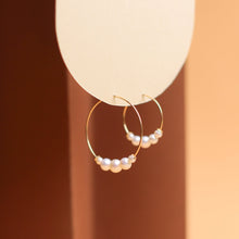 Load image into Gallery viewer, Mermaid&#39;s Floating Pearls Hoops