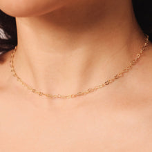 Load image into Gallery viewer, Mini hearts Choker yellow gold