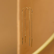 Load image into Gallery viewer, Gold Thread Earrings